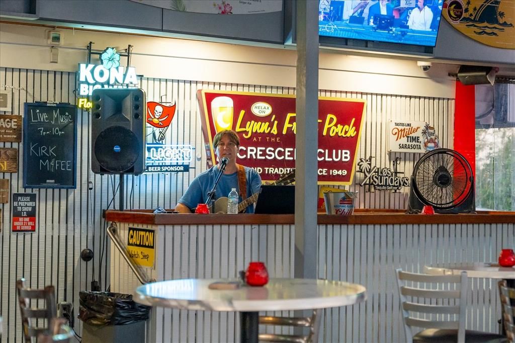 待售: $370,000 (2 贝兹, 2 浴室, 966 平方英尺)