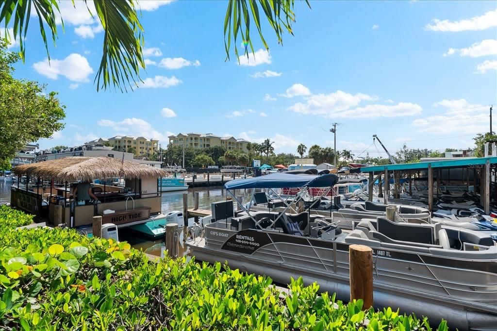 待售: $370,000 (2 贝兹, 2 浴室, 966 平方英尺)