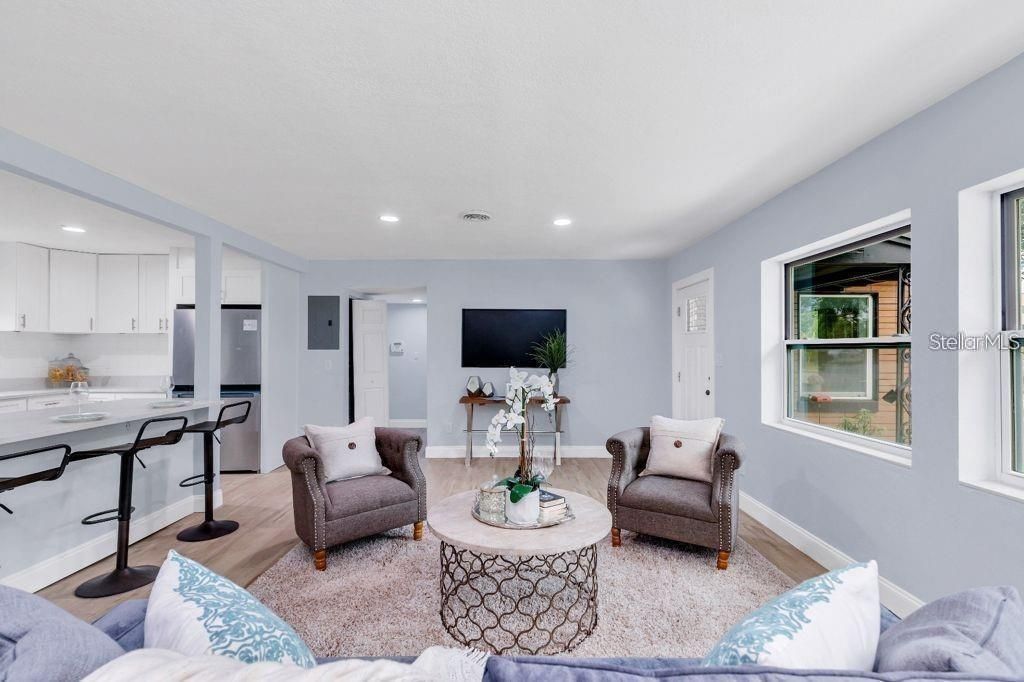 For Rent: $2,799 (3 beds, 2 baths, 1641 Square Feet)