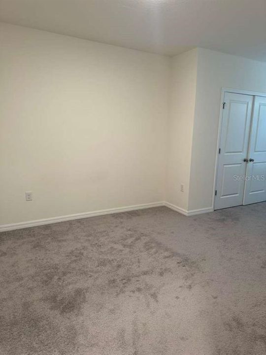 For Rent: $2,099 (3 beds, 2 baths, 1673 Square Feet)