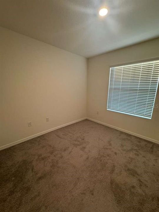 For Rent: $2,099 (3 beds, 2 baths, 1673 Square Feet)