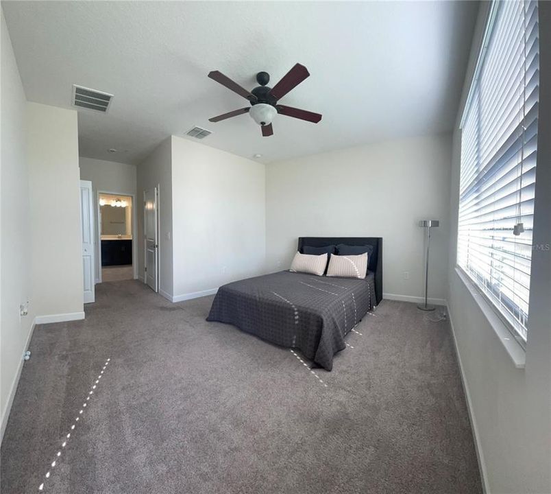 En Venta: $250,000 (2 camas, 2 baños, 1409 Pies cuadrados)