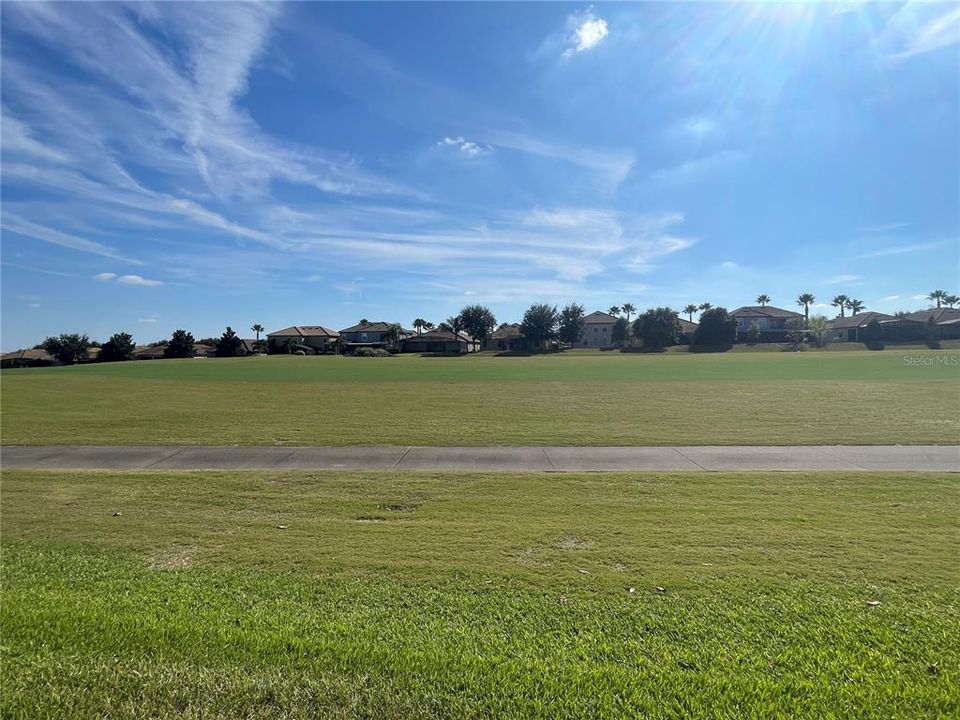 En Venta: $250,000 (2 camas, 2 baños, 1409 Pies cuadrados)