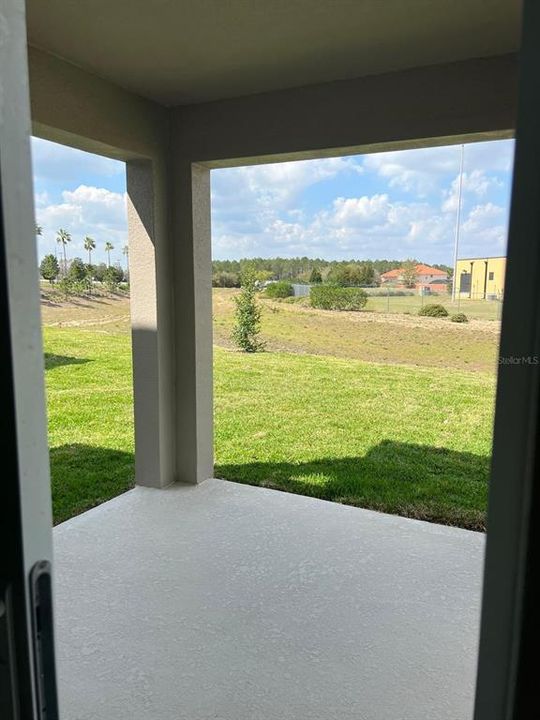 В аренду: $2,600 (5 спален, 3 ванн, 2287 Квадратных фут)