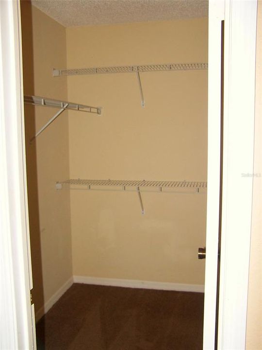 出租: $1,250 (1 贝兹, 1 浴室, 673 平方英尺)