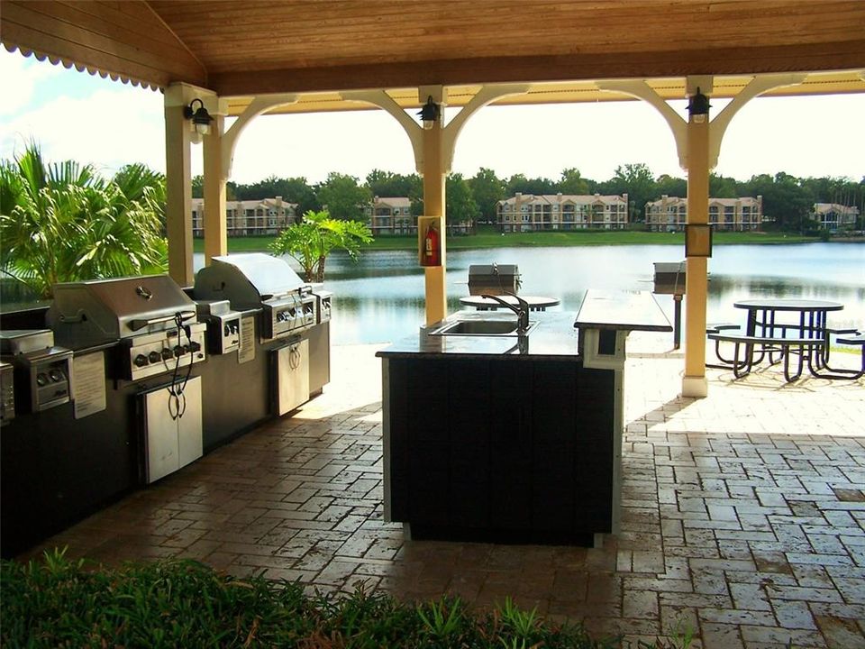 出租: $1,250 (1 贝兹, 1 浴室, 673 平方英尺)