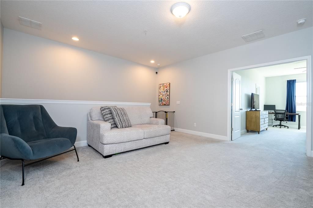 For Sale: $485,000 (3 beds, 2 baths, 2012 Square Feet)