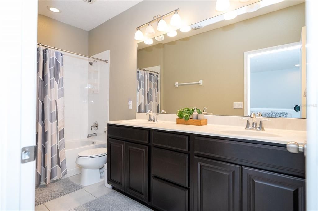 For Sale: $485,000 (3 beds, 2 baths, 2012 Square Feet)