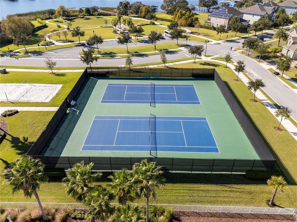 For Sale: $485,000 (3 beds, 2 baths, 2012 Square Feet)