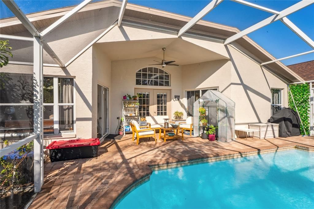 待售: $375,000 (3 贝兹, 2 浴室, 1579 平方英尺)