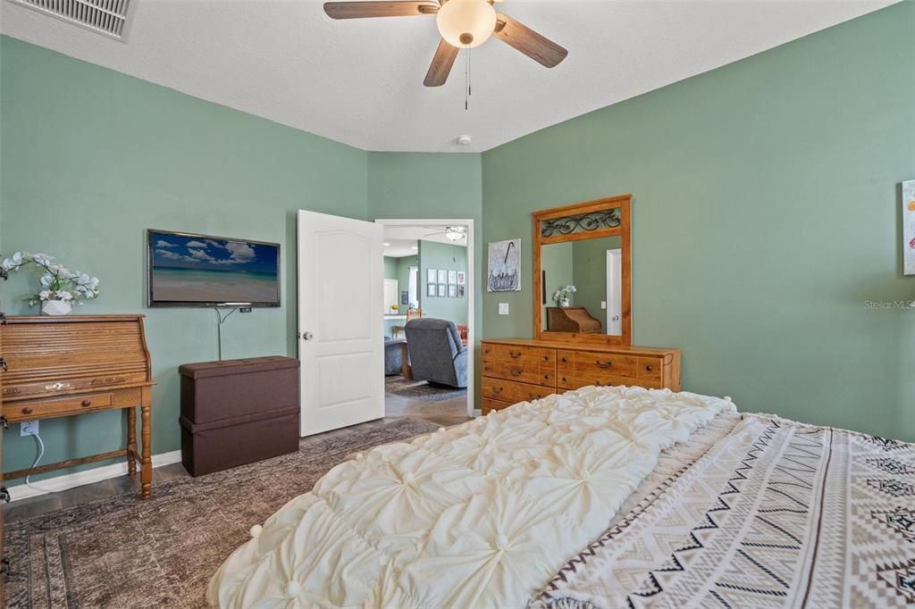 На продажу: $375,000 (3 спален, 2 ванн, 1622 Квадратных фут)