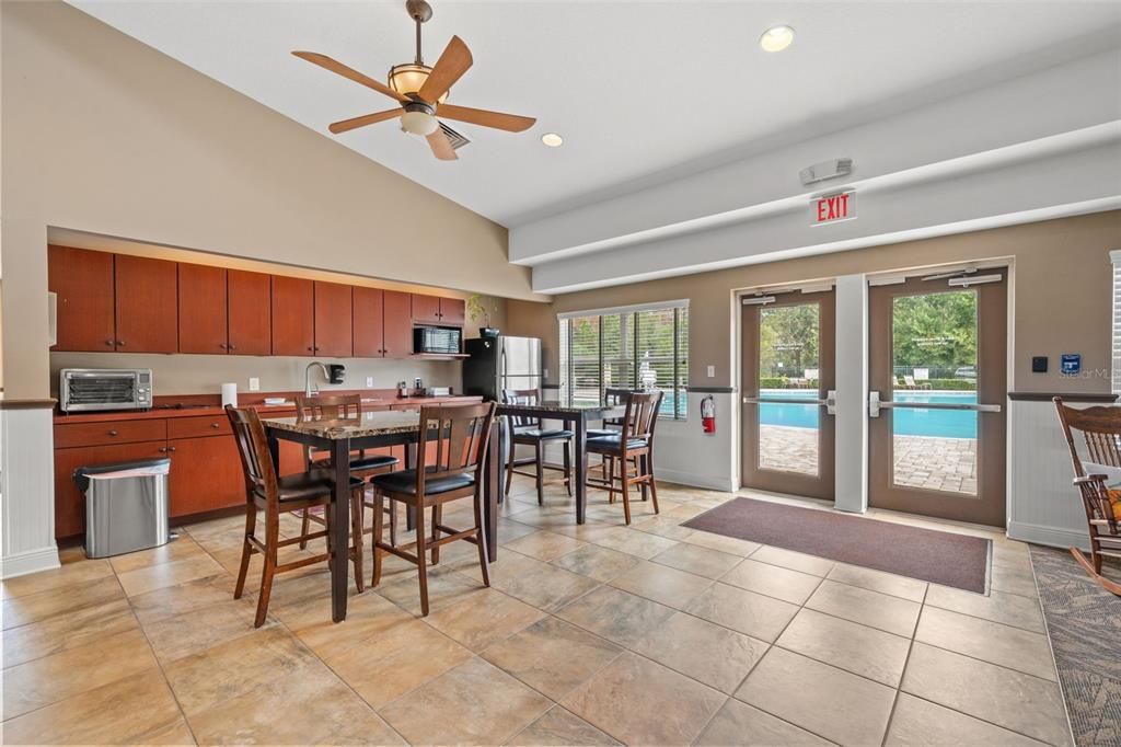 На продажу: $375,000 (3 спален, 2 ванн, 1622 Квадратных фут)