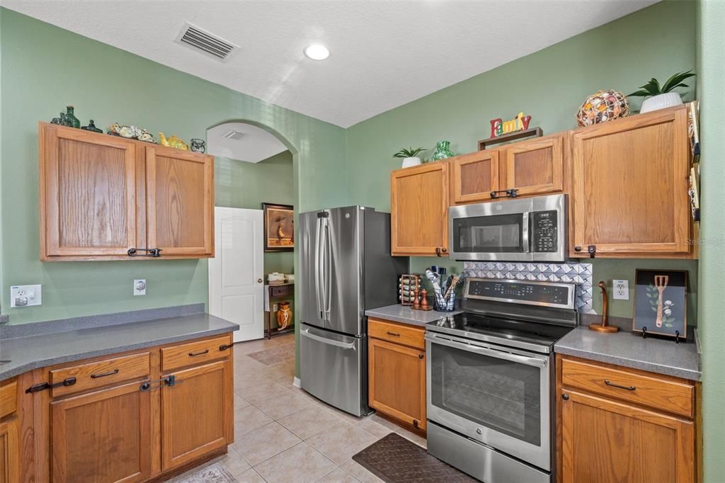 На продажу: $375,000 (3 спален, 2 ванн, 1622 Квадратных фут)