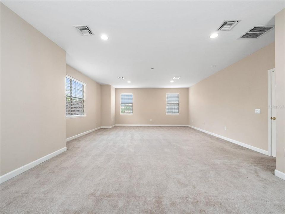 En Renta: $3,950 (4 camas, 4 baños, 4307 Pies cuadrados)