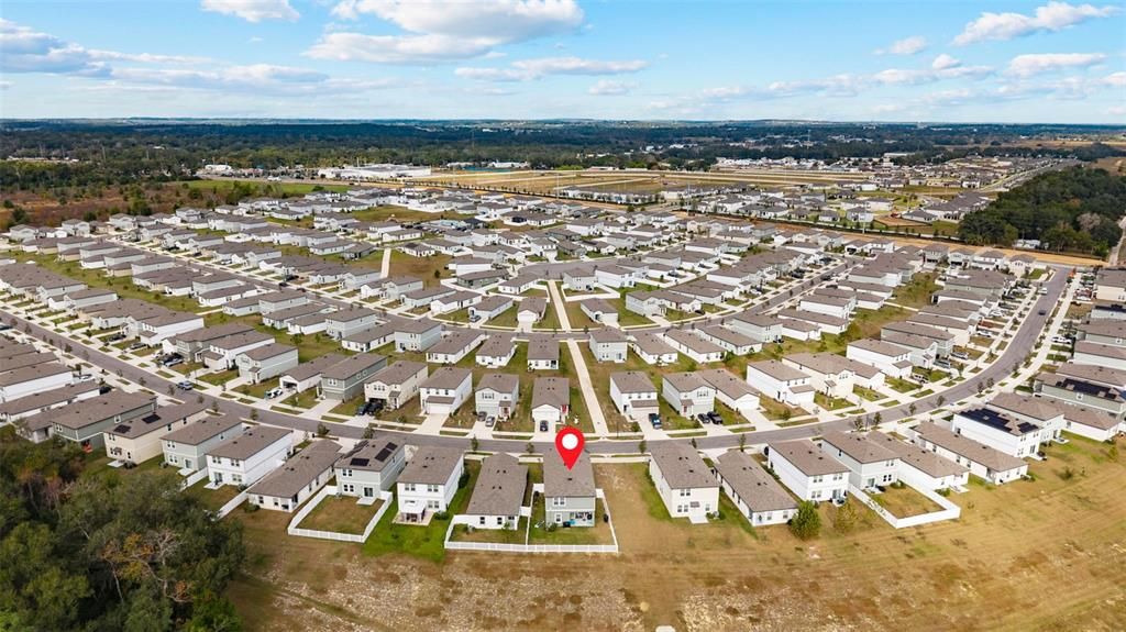 For Sale: $375,000 (5 beds, 4 baths, 2776 Square Feet)