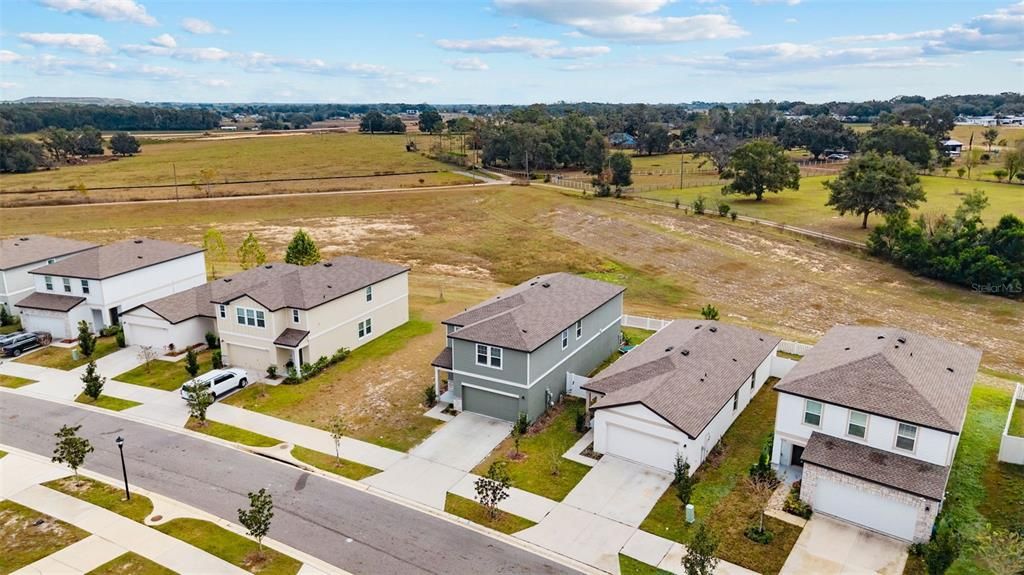 For Sale: $375,000 (5 beds, 4 baths, 2776 Square Feet)