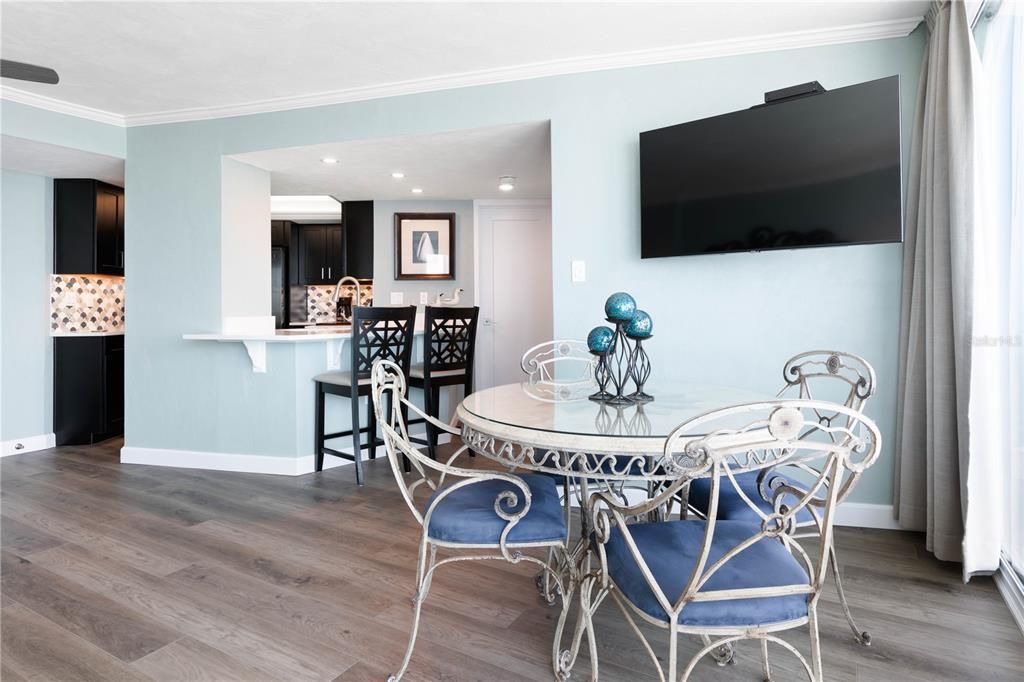 На продажу: $529,000 (2 спален, 2 ванн, 1275 Квадратных фут)