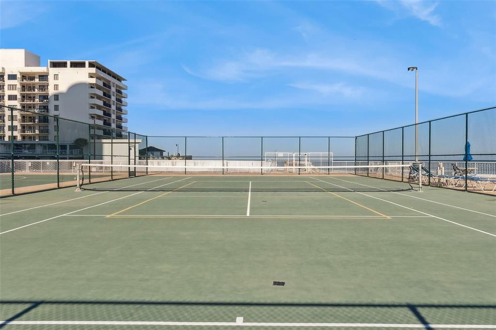 На продажу: $529,000 (2 спален, 2 ванн, 1275 Квадратных фут)