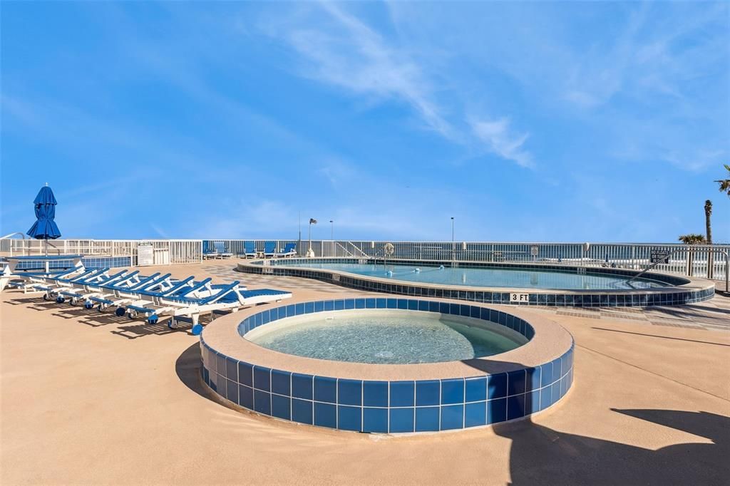 На продажу: $529,000 (2 спален, 2 ванн, 1275 Квадратных фут)