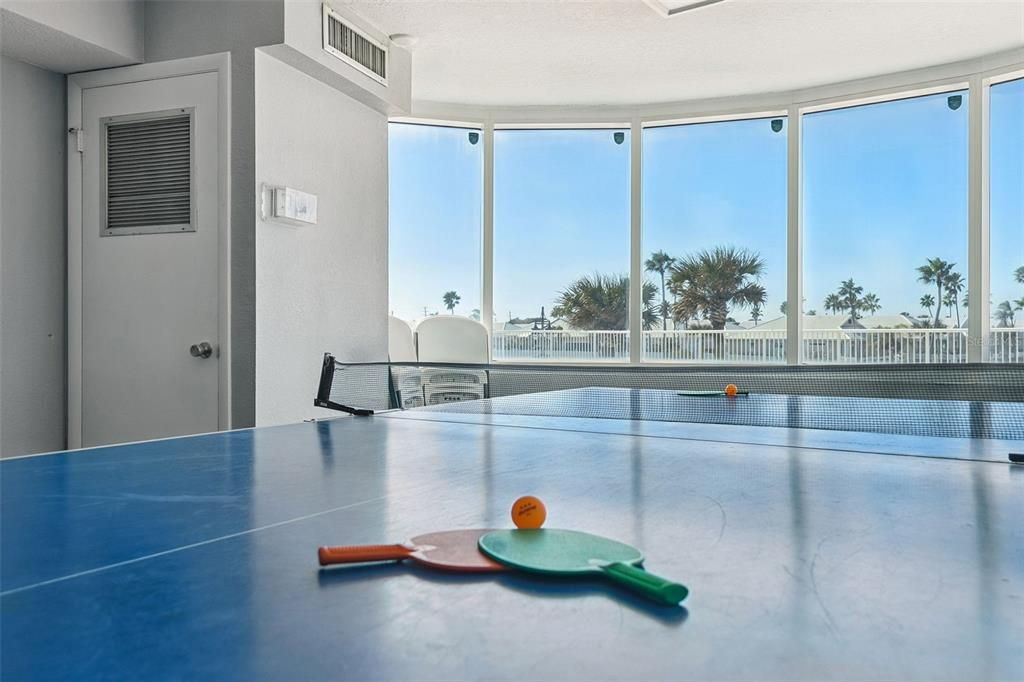 На продажу: $529,000 (2 спален, 2 ванн, 1275 Квадратных фут)