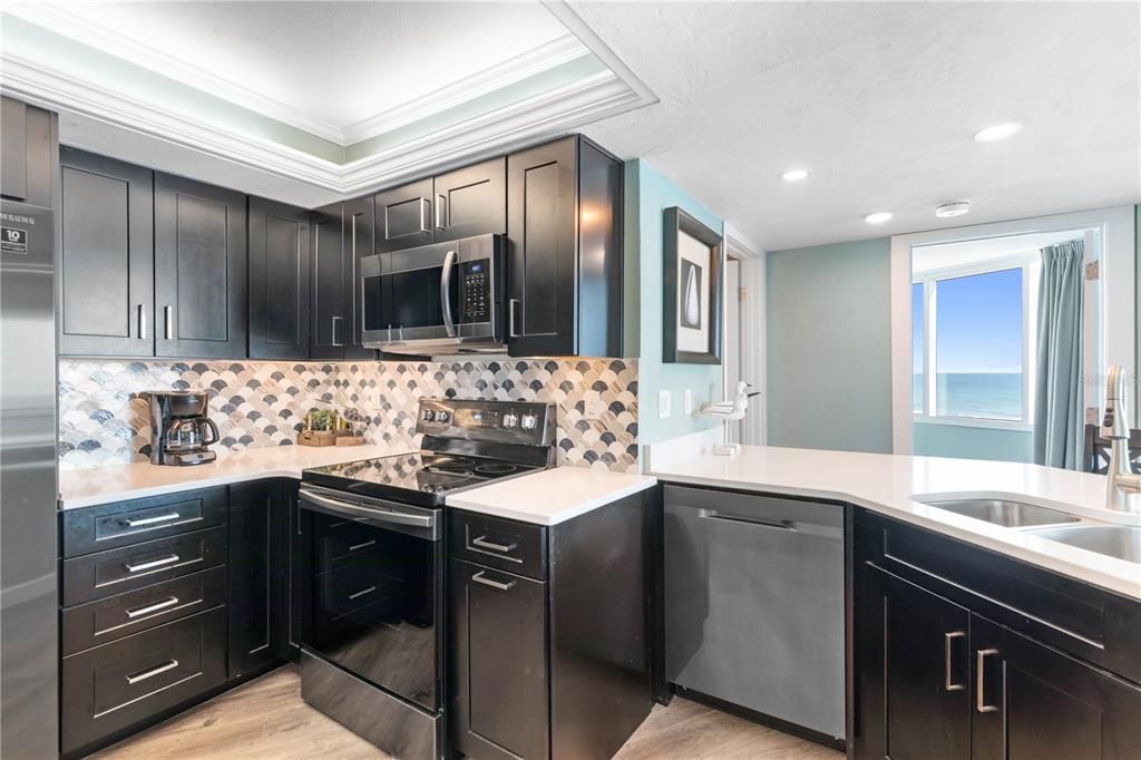 На продажу: $529,000 (2 спален, 2 ванн, 1275 Квадратных фут)