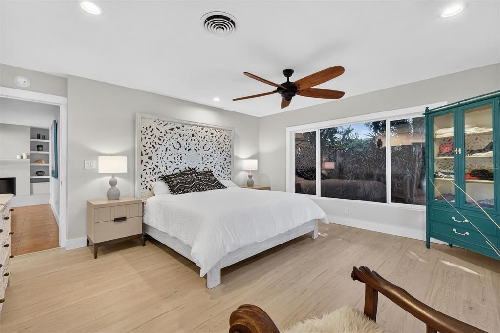 На продажу: $1,299,000 (3 спален, 3 ванн, 1844 Квадратных фут)