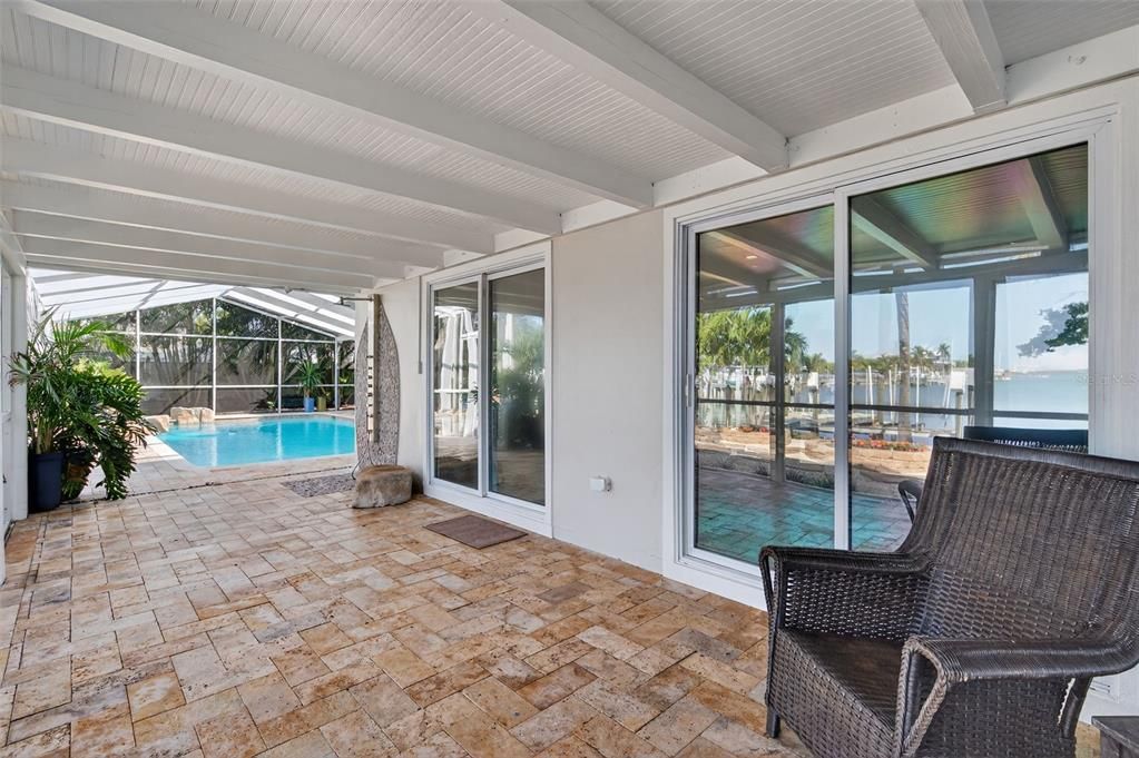 На продажу: $1,299,000 (3 спален, 3 ванн, 1844 Квадратных фут)