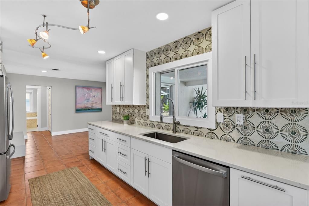 На продажу: $1,299,000 (3 спален, 3 ванн, 1844 Квадратных фут)