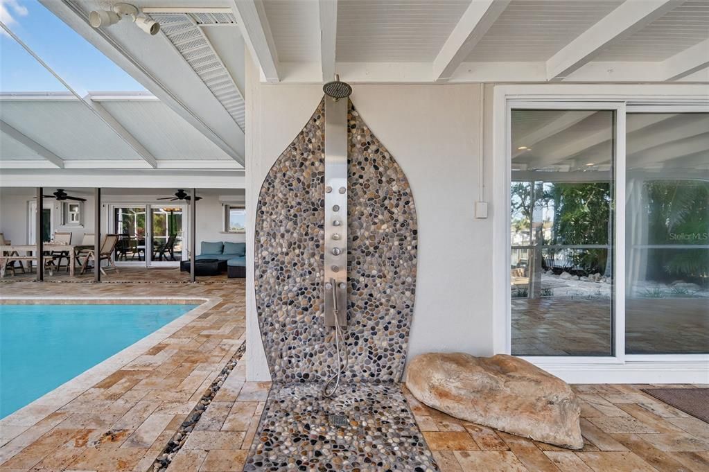 На продажу: $1,299,000 (3 спален, 3 ванн, 1844 Квадратных фут)