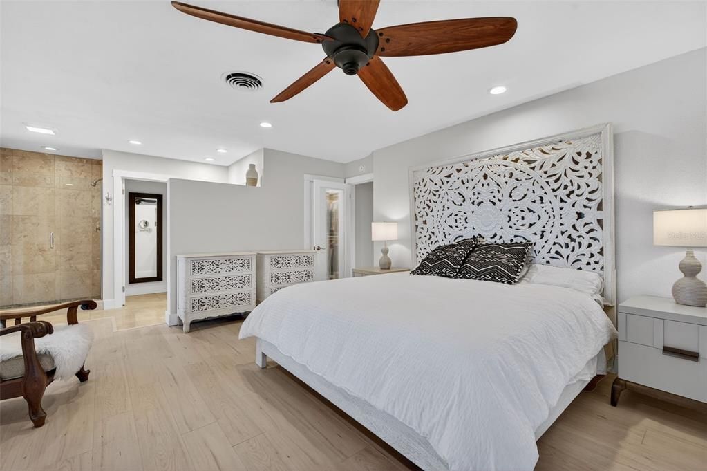 На продажу: $1,299,000 (3 спален, 3 ванн, 1844 Квадратных фут)