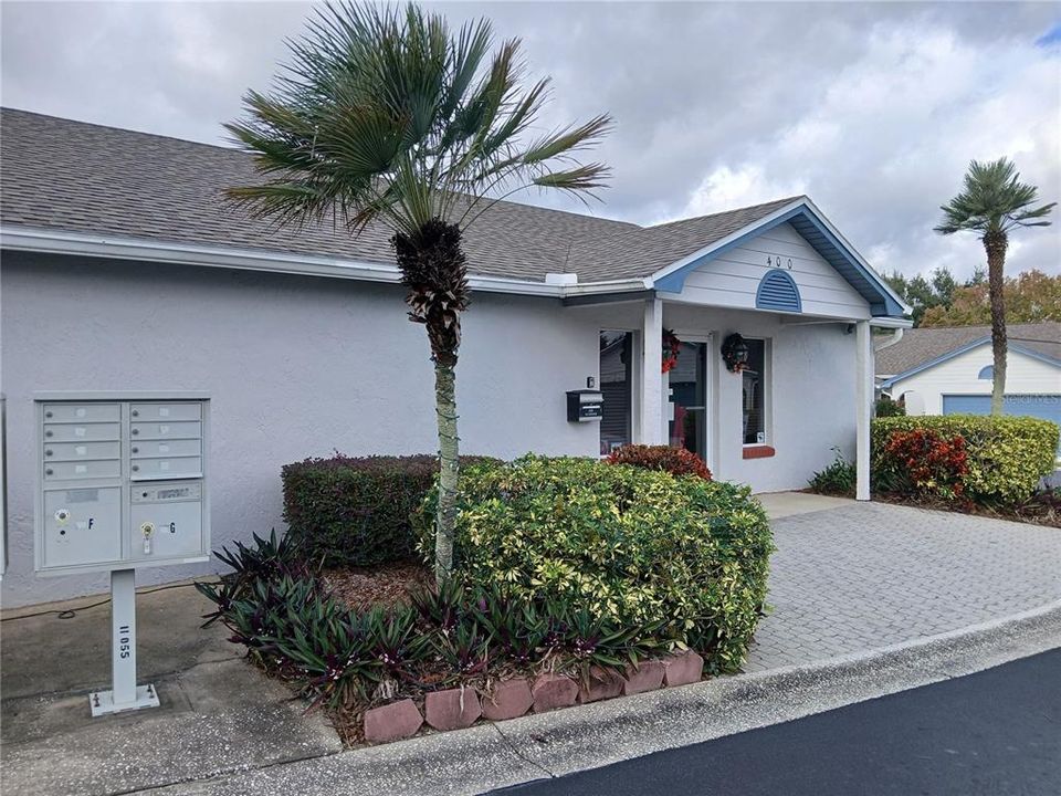 For Sale: $315,000 (2 beds, 2 baths, 1178 Square Feet)