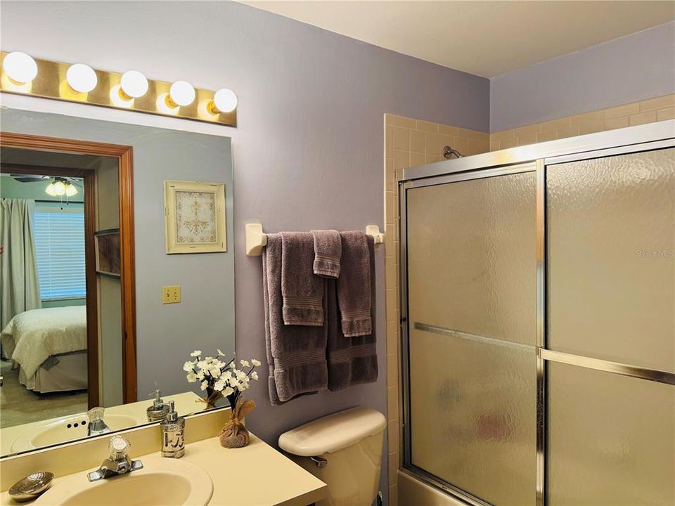 For Sale: $315,000 (2 beds, 2 baths, 1178 Square Feet)