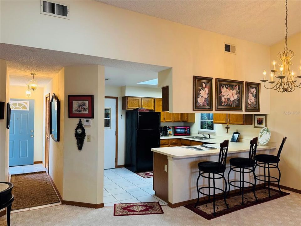 For Sale: $315,000 (2 beds, 2 baths, 1178 Square Feet)