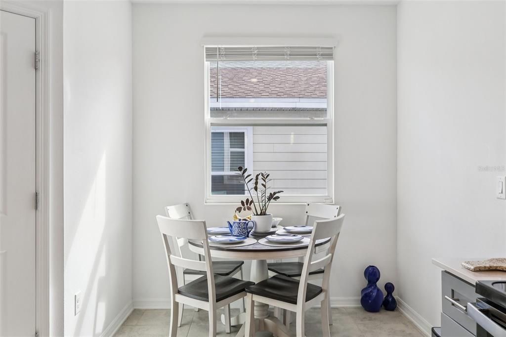 待售: $449,900 (5 贝兹, 3 浴室, 2115 平方英尺)