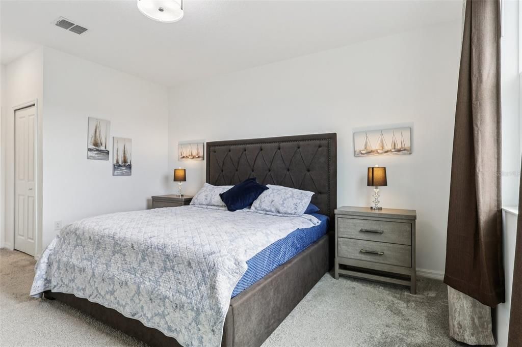 待售: $449,900 (5 贝兹, 3 浴室, 2115 平方英尺)