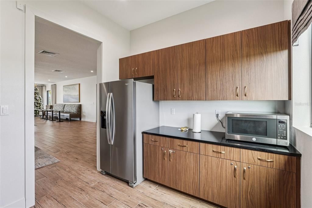 待售: $449,900 (5 贝兹, 3 浴室, 2115 平方英尺)