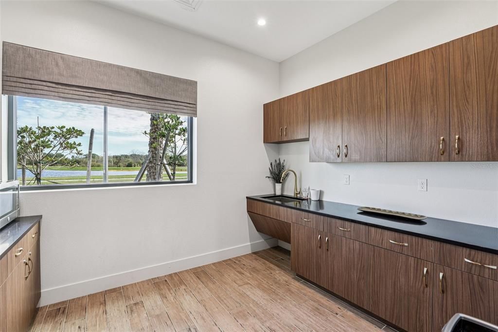 待售: $449,900 (5 贝兹, 3 浴室, 2115 平方英尺)