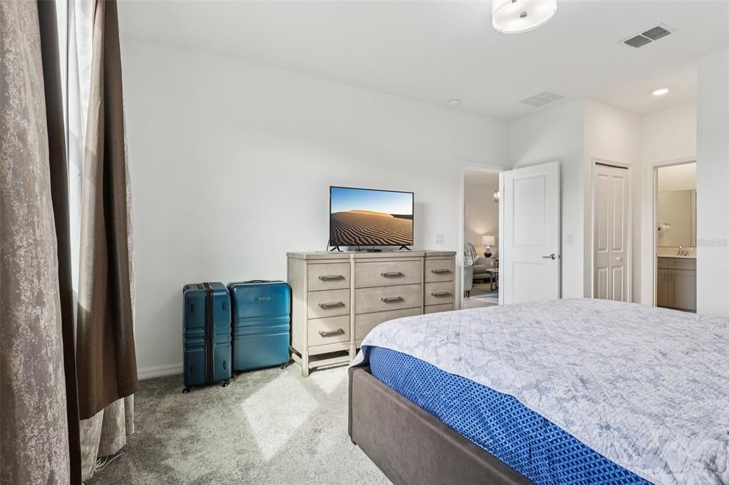 待售: $449,900 (5 贝兹, 3 浴室, 2115 平方英尺)