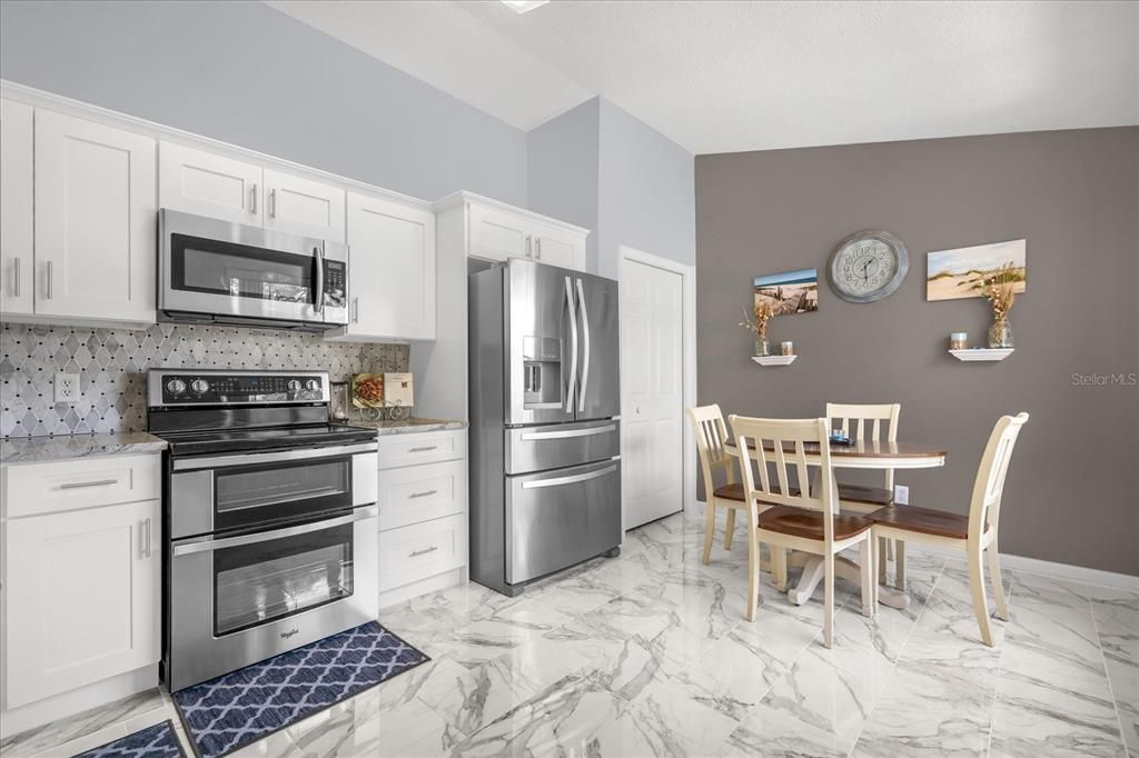 For Rent: $2,200 (3 beds, 2 baths, 1764 Square Feet)