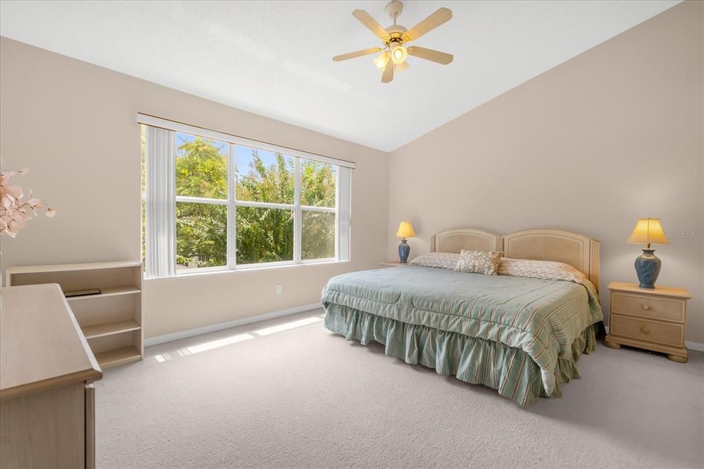 For Rent: $2,200 (3 beds, 2 baths, 1764 Square Feet)