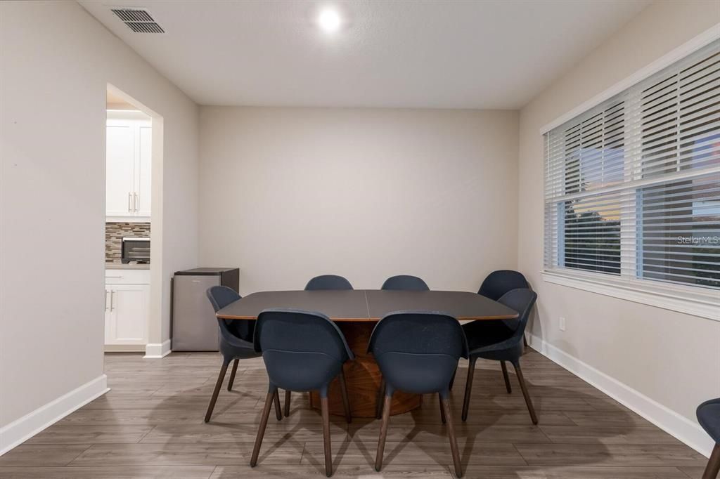 For Rent: $4,300 (5 beds, 3 baths, 3194 Square Feet)