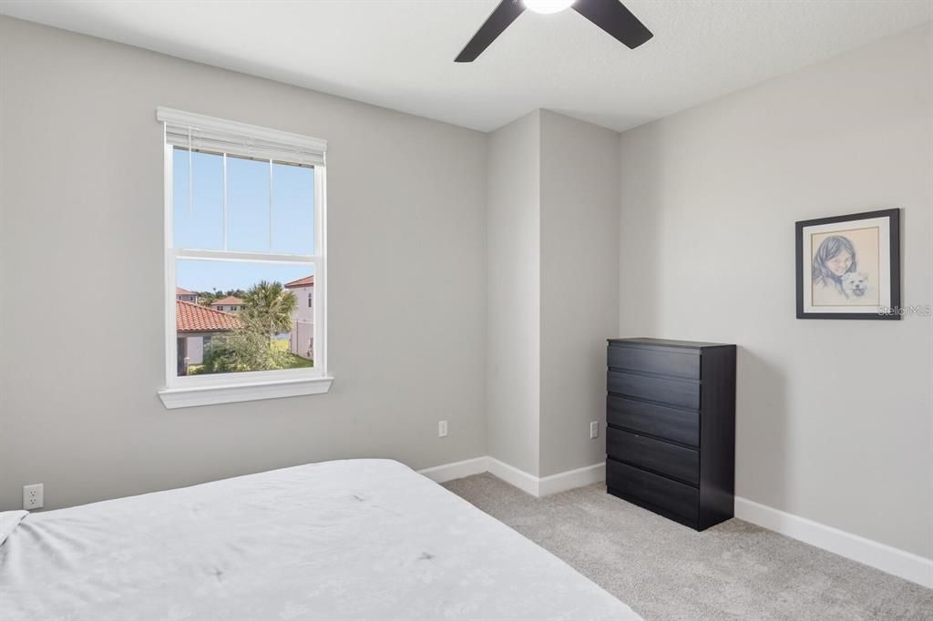 For Rent: $4,300 (5 beds, 3 baths, 3194 Square Feet)