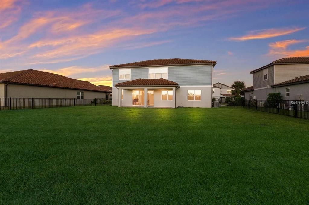 For Rent: $4,300 (5 beds, 3 baths, 3194 Square Feet)