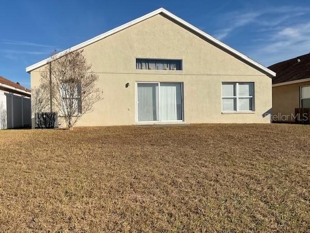 待售: $335,000 (4 贝兹, 2 浴室, 1665 平方英尺)