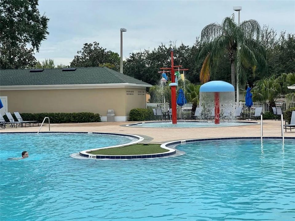 En Venta: $317,500 (3 camas, 2 baños, 1280 Pies cuadrados)