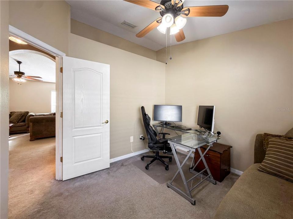 待售: $317,500 (3 贝兹, 2 浴室, 1280 平方英尺)