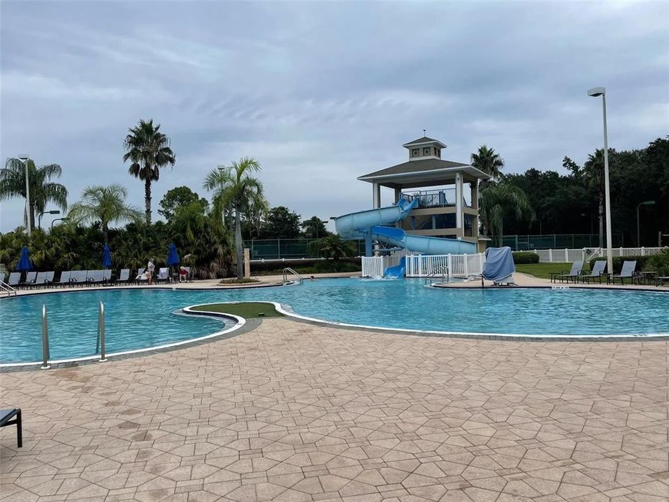 En Venta: $317,500 (3 camas, 2 baños, 1280 Pies cuadrados)