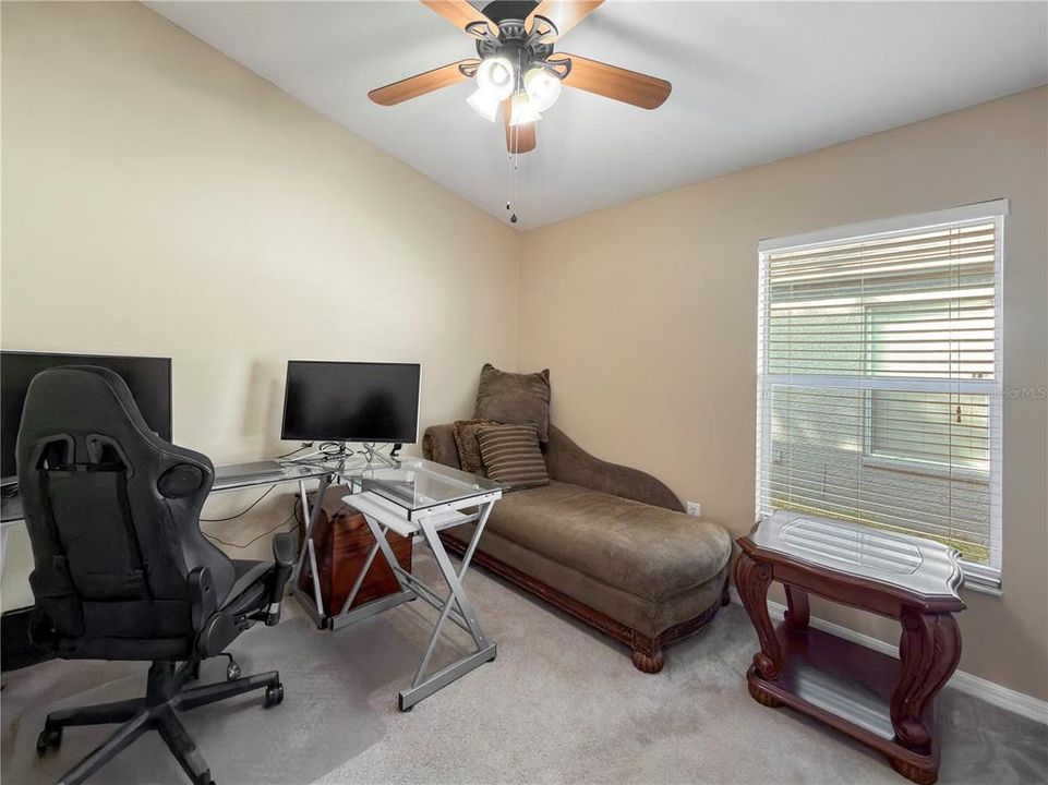 待售: $317,500 (3 贝兹, 2 浴室, 1280 平方英尺)