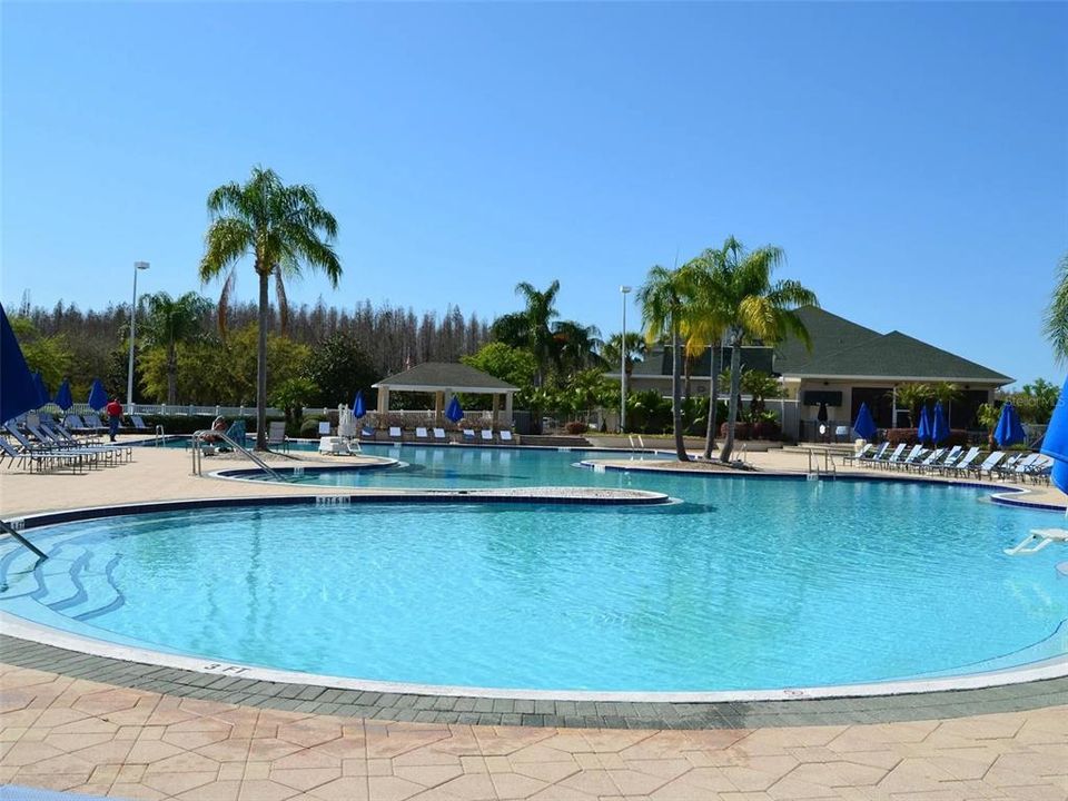 En Venta: $317,500 (3 camas, 2 baños, 1280 Pies cuadrados)