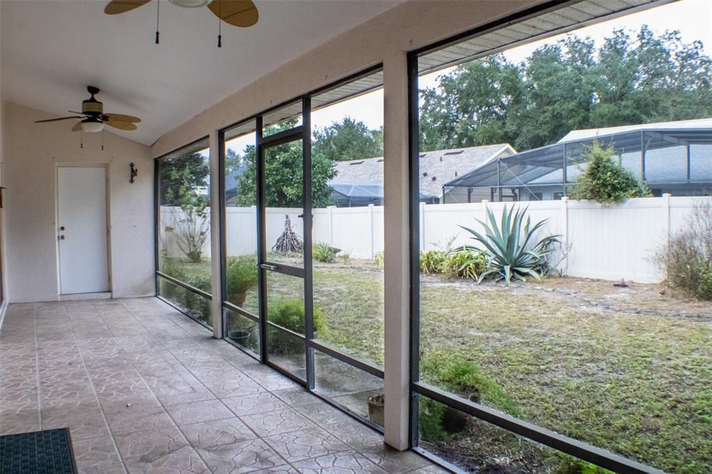 待售: $426,500 (4 贝兹, 2 浴室, 2482 平方英尺)